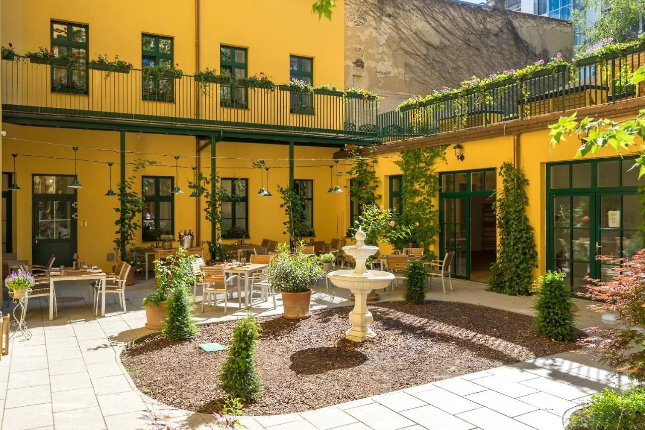 Serenity Suite Vienna 0*,  Austria